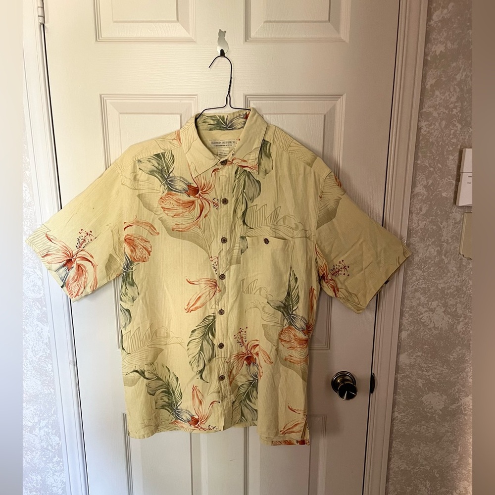 Men’s Island Republic Silk Floral Short Sleeve Button-Up Shirt Sz L GUC